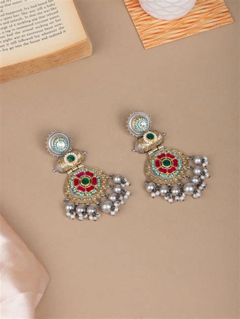 Falguni Dual tone pachi kundan danglers – Nirelia