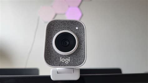 Logitech Webcam Comparison 的图像结果