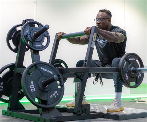 Gym Squat Machine Hack Squat Machine With Adjustable Foot Platform