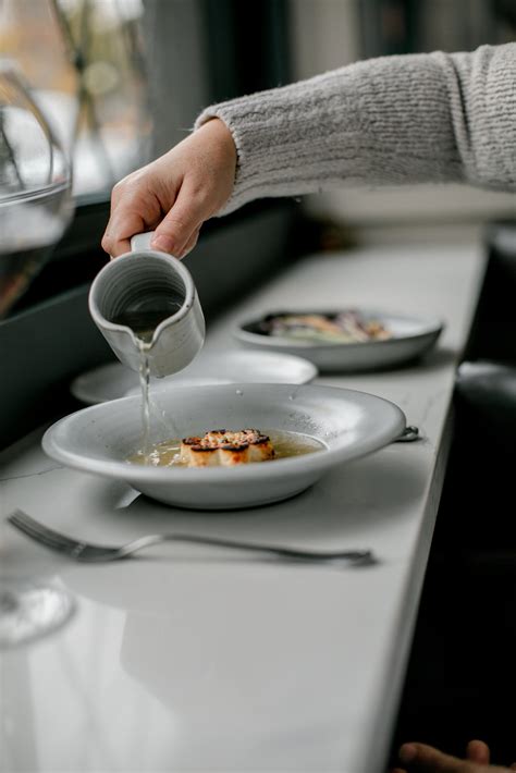 Cooks Kitchen 的图像结果