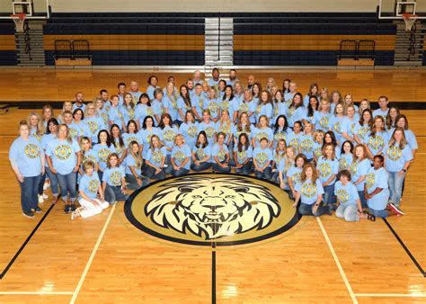 Home - Oak Hills Junior High School