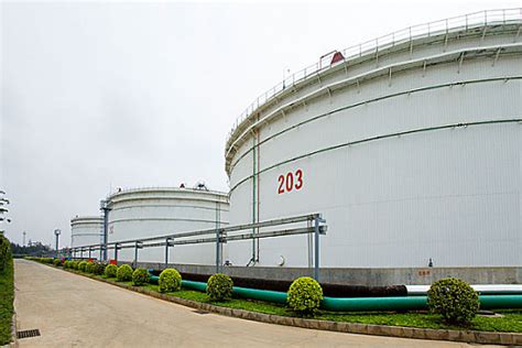 湖北宜昌：鄂西最大的油库基地投入运营-人民图片网