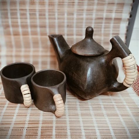 Longpi Black Pottery Small Tea Set With Triangular Teapot – Terracotta ...