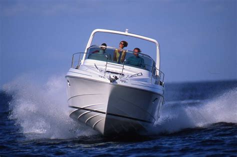 FLYER 9 GRAND PRIX - Bateau moteur héritage BENETEAU