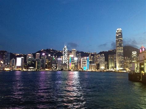 为何越来越多的人去香港留学？ - 知乎