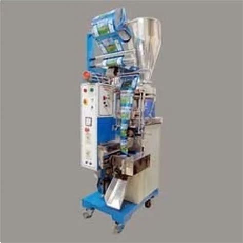 Robots Packing Water Machine 的图像结果