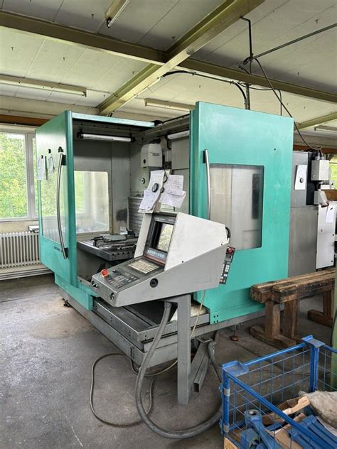 MAHO DMU 80 Fräsmaschine mit Mill Plus steuerung in München | Handwerk ...