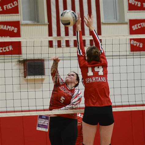 Saranac Lake volleyball handily defeats Spartans | News, Sports, Jobs - Adirondack Daily Enterprise