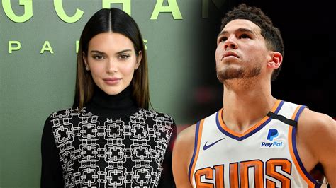 Devin Booker Sister / Bikini-clad Kendall Jenner and NBA star Devin ...