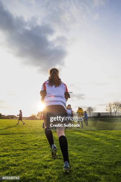 Girls Rugby Ball 的图像结果