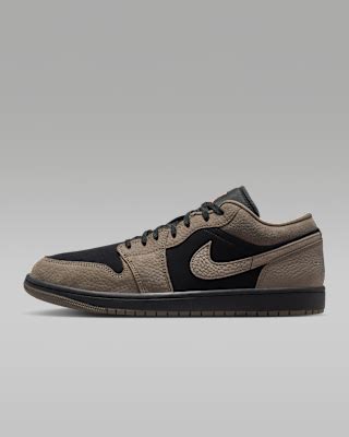 Air Jordan 1 Low SE Men's Shoes. Nike IN