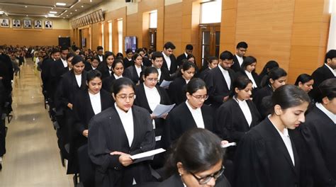 Oath Ceremony Civil Judges (Entry Level)