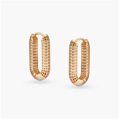 Textured Elegance Gold Hoop Earrings
