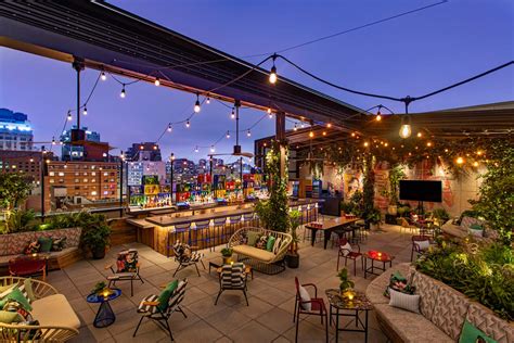 Restaurants, Bars & Lounges | Moxy NYC East Village