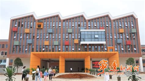 宁远：5年新增城区学位4.3万个 学位建设成效显著_义务教育_宁远县人民政府