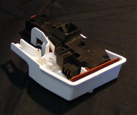 DC64-02032A Samsung Washer Door Lock Switch