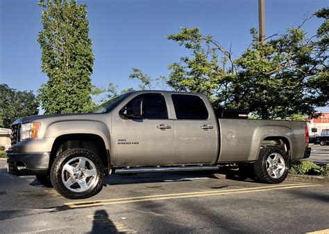 2007 GMC Sierra 2500 HD for Sale in Seattle, WA - OfferUp