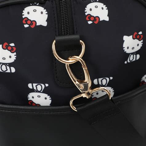 Bioworld Hello Kitty Nylon PU Accents Duffle Bag, 46cm x 30cm x 23cm ...