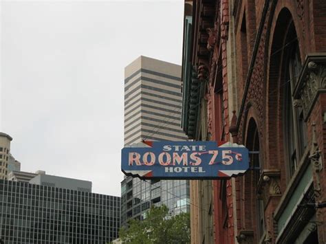 Rooms 75 Cents | Elwin | Flickr