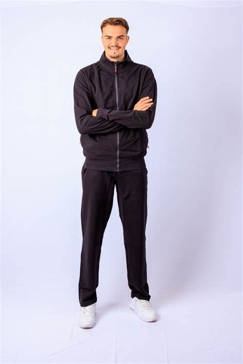 ILTman - fashion for tall men. Black Sweatpants extra long for tall men
