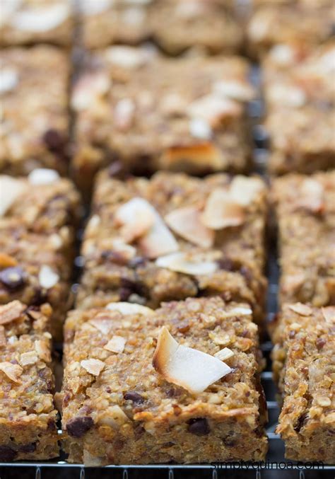 Simple Quinoa Breakfast Bars - SHK