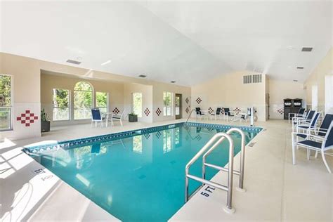 BEST WESTERN PLUS LAKE CITY - Hotel Reviews, Photos, Rate Comparison ...