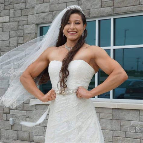 Bodybuilding Bride 的图像结果