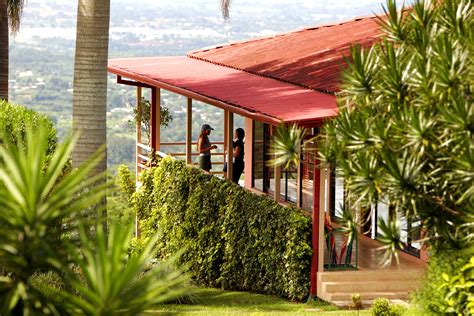 What Type Of Retreats Are There? Which Type of Retreat Is Right for You?