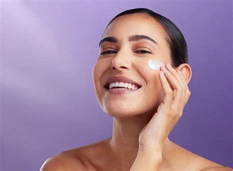 Soothe & Protect: The Ceramide Moisturizer Guide for Sensitive Indian Skin