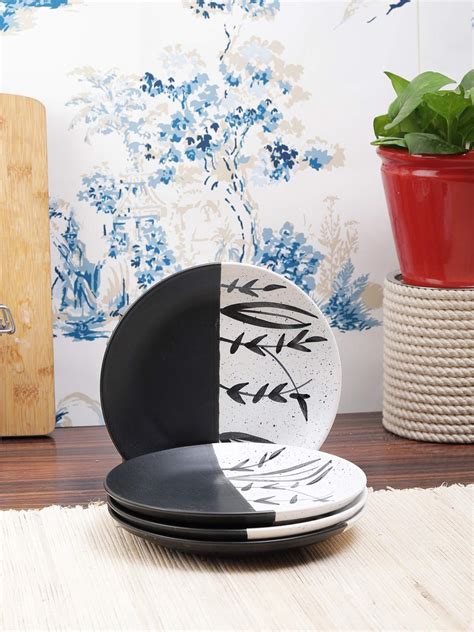 Buy VarEesha Moonlight Black White Hand Painted Ceramic Side/Quarter ...