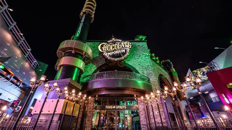 New Universal Citywalk LA Restaurant Goes Full Steampunk Willy Wonka ...