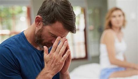 8 Signs of a Midlife Crisis for a Man - lifeberrys.com