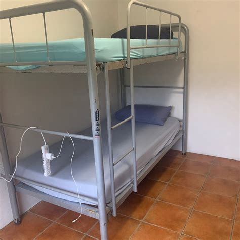 DOLPHINS BEACH HOUSE (Sunshine Beach) - Hostel Reviews, Photos, Rate ...