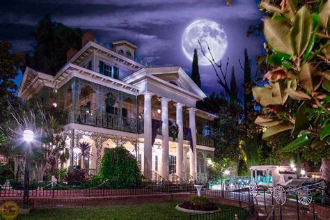 Download Haunted Mansion Pictures | Wallpapers.com