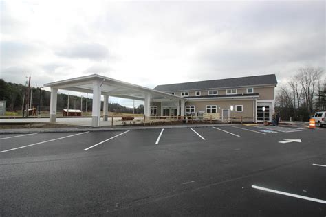 Dartmouth Coach: North Branch Construction