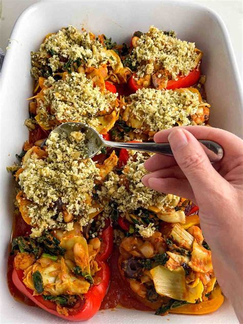 Vegetarian Stuffed Italian Peppers (No Rice) - Midwestern HomeLife