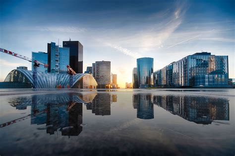 Financial Services: Industry insights & solutions | EY - India