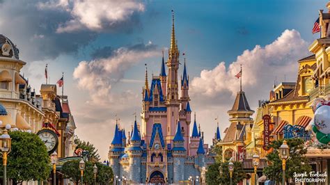 Pin by Sharon Hsi on My Style | Disney desktop wallpaper, Disney ...