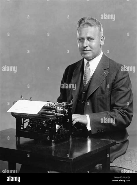 George hossfeld hi-res stock photography and images - Alamy