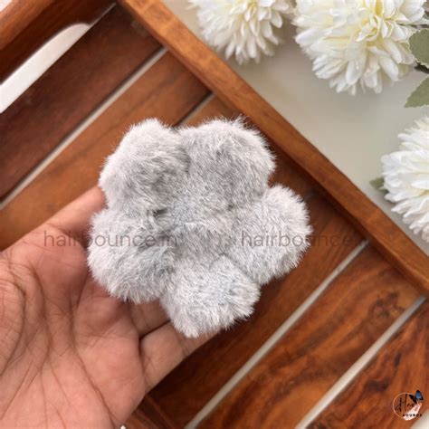 Soft Fluffy Fur Hair Claw - Large – Hairbounce.in