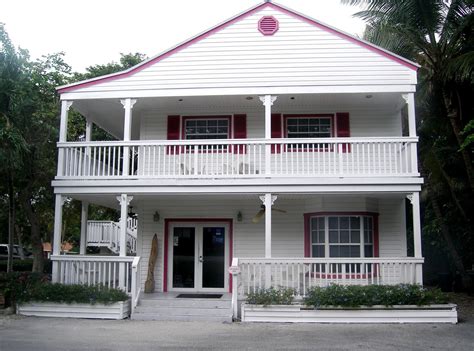 Discount Coupon for Amy Slate's Amoray Dive Resort in Key Largo ...