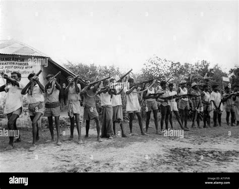 1971 war india bangladesh hi-res stock photography and images - Alamy