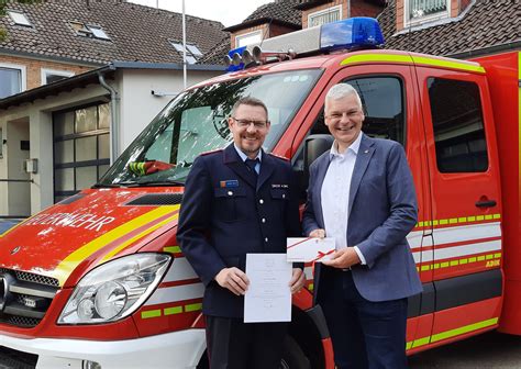 Langenhagens neuer und alter Stadtbrandmeister: Arne Boy im Amt ...