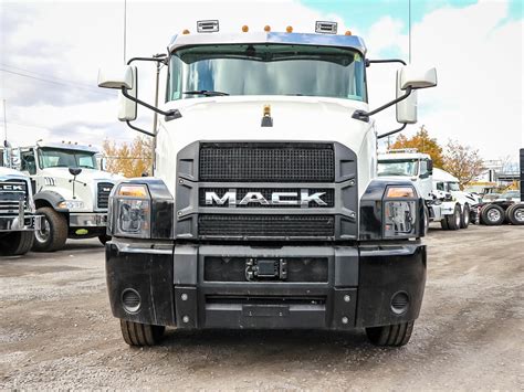2019 Mack Anthem