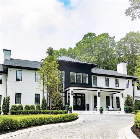 PHOTOS: Melissa and Joe Gorga Show Off Their New Backyard