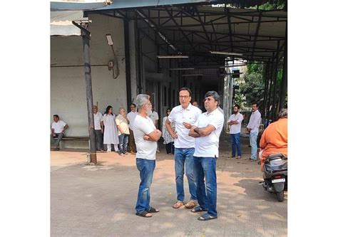 Dhoom director Sanjay Gadhvi last rites: Tabu, Siddharth Anand and ...