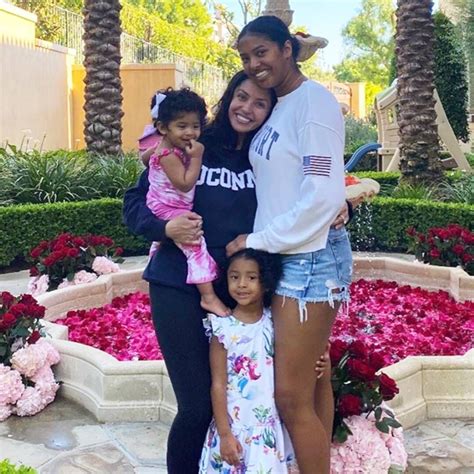 Vanessa Bryant and Her Daughter Natalia Look Like Twins in New Pic ...