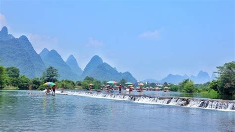 两个人去桂林旅游需要多少钱，一家四口去桂林旅游要多少钱-旅游官网