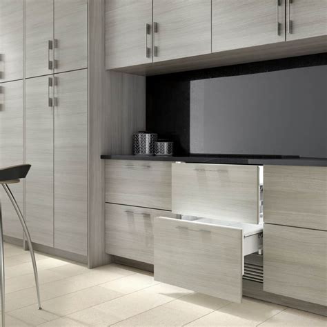 Top Designer Pick: Sub-Zero Refrigerator Drawers