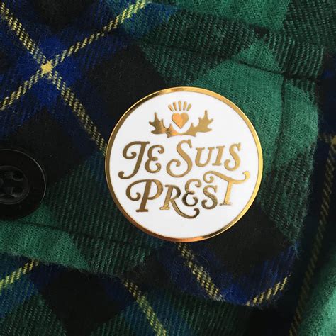 Je Suis Prest - Outlander enamel pin – Rather Keen
